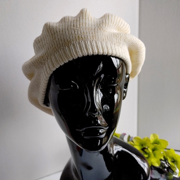 Vintage Ivory Knit Beret Hat - Picture 1 of 8